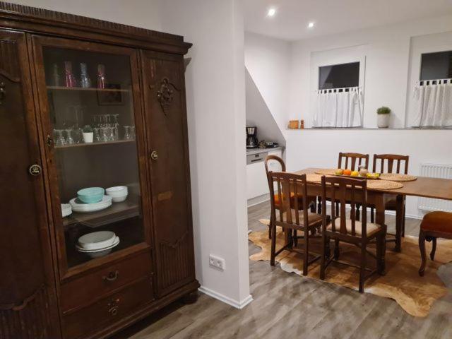 ברילון Pilgrims "Rosalie" Grosse Fewo Mit 3 Schlafzimmern, 1Bad, 2 Wc, Balkon, Fast Internet מראה חיצוני תמונה